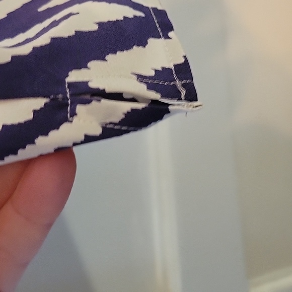 Lilly Pulitzer 100% silk blouse - Picture 8 of 9